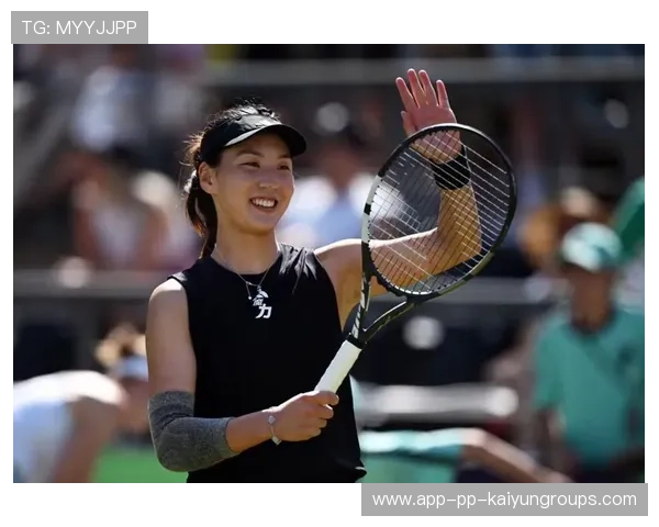 网球少女发球200公里刷新纪录，突破极限的背后